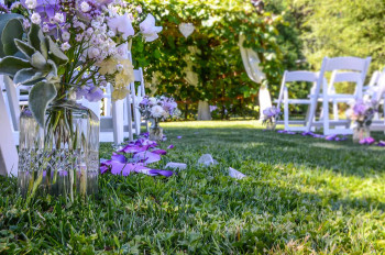 Vancouver Island Rustic Outdoor Wedding Venue Noisy Acres Garden Estates Nanaimo